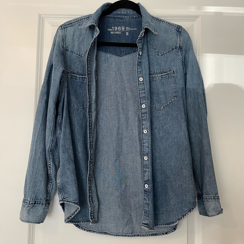 Vintage Gap Denim Button Down